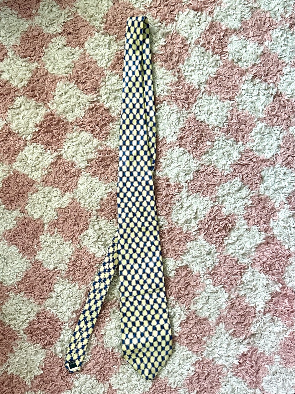 Vintage Burt Pulitzer Silk Necktie Navy Yellow Geometric Print Preppy Mens Tie
